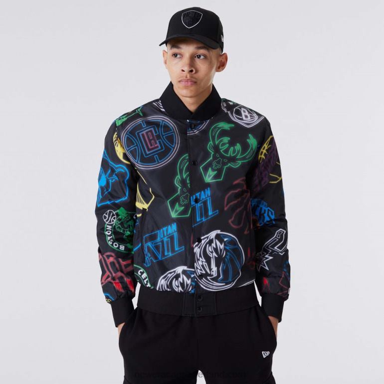 New Era nba zwart bomberjack met all-over print 0J2842574